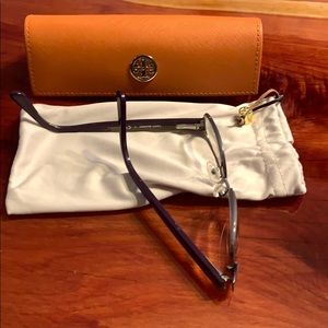 Tory Burch frame, case and cleaning cloth